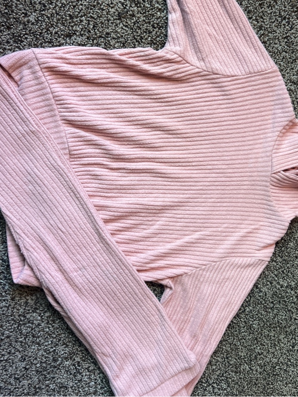 H&M Ribbed Long-Sleeve Top in Light Pink